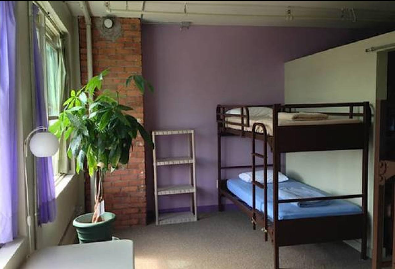 The Burlington Hostel Екстер'єр фото
